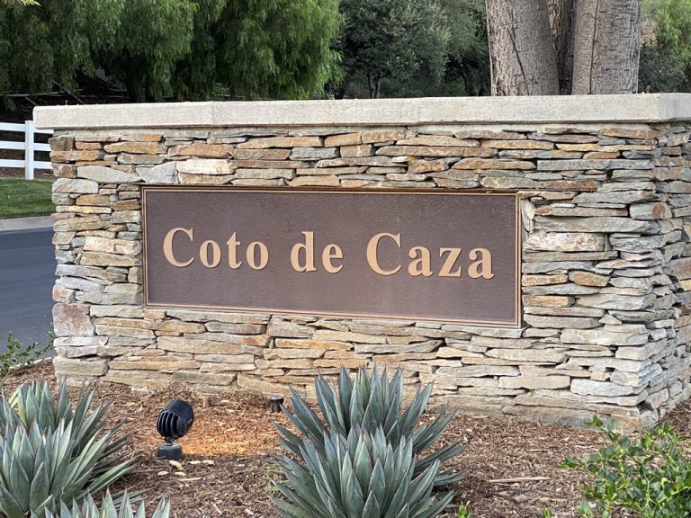 Coto de Caza City Sign