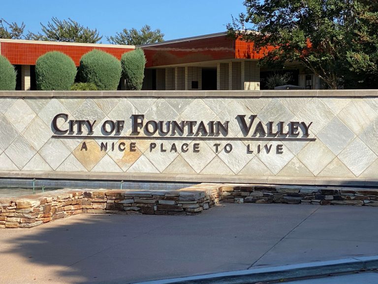 Fountain Valley City Sign