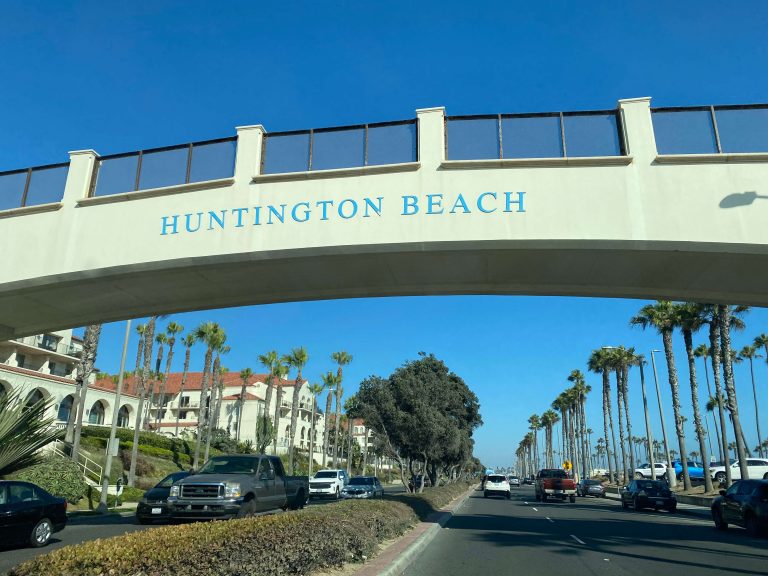 Huntington Beach City Sign